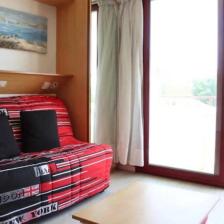 Apartment Cosy Avec Piscine Et Parking, Proche - Fr-1-246-137 La Rochelle (Charente-Maritime)